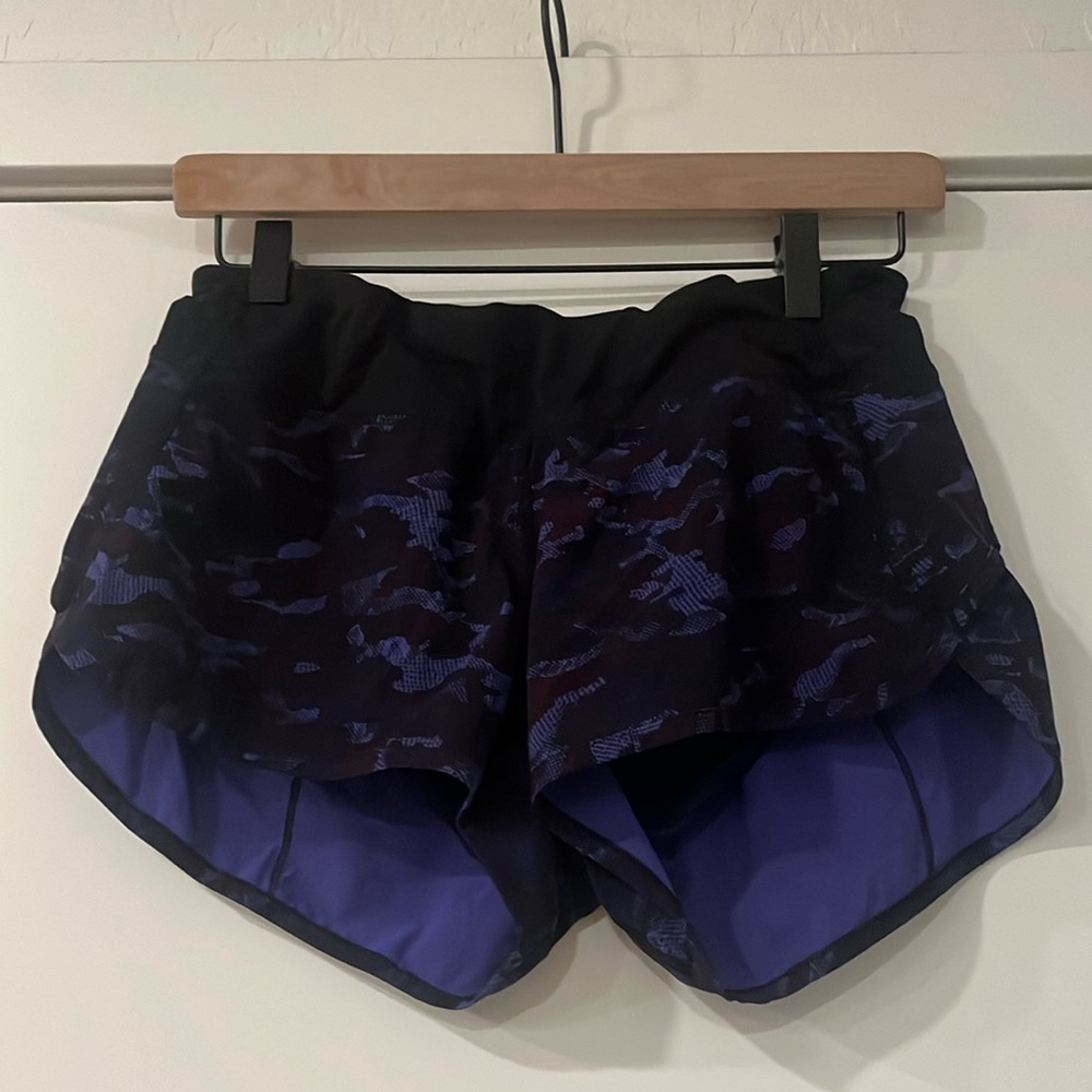 Lululemon shorts, size 6, with liner, 2.5”